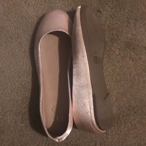 Mix No. 6 DANZEY1 Light Pink Satin Flat- size 8.5